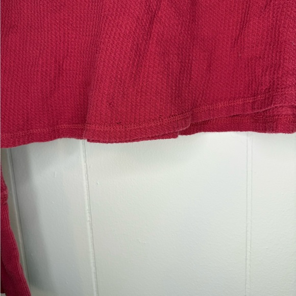 Abercrombie and Fitch Red Long Sleeve Top - Picture 8 of 8